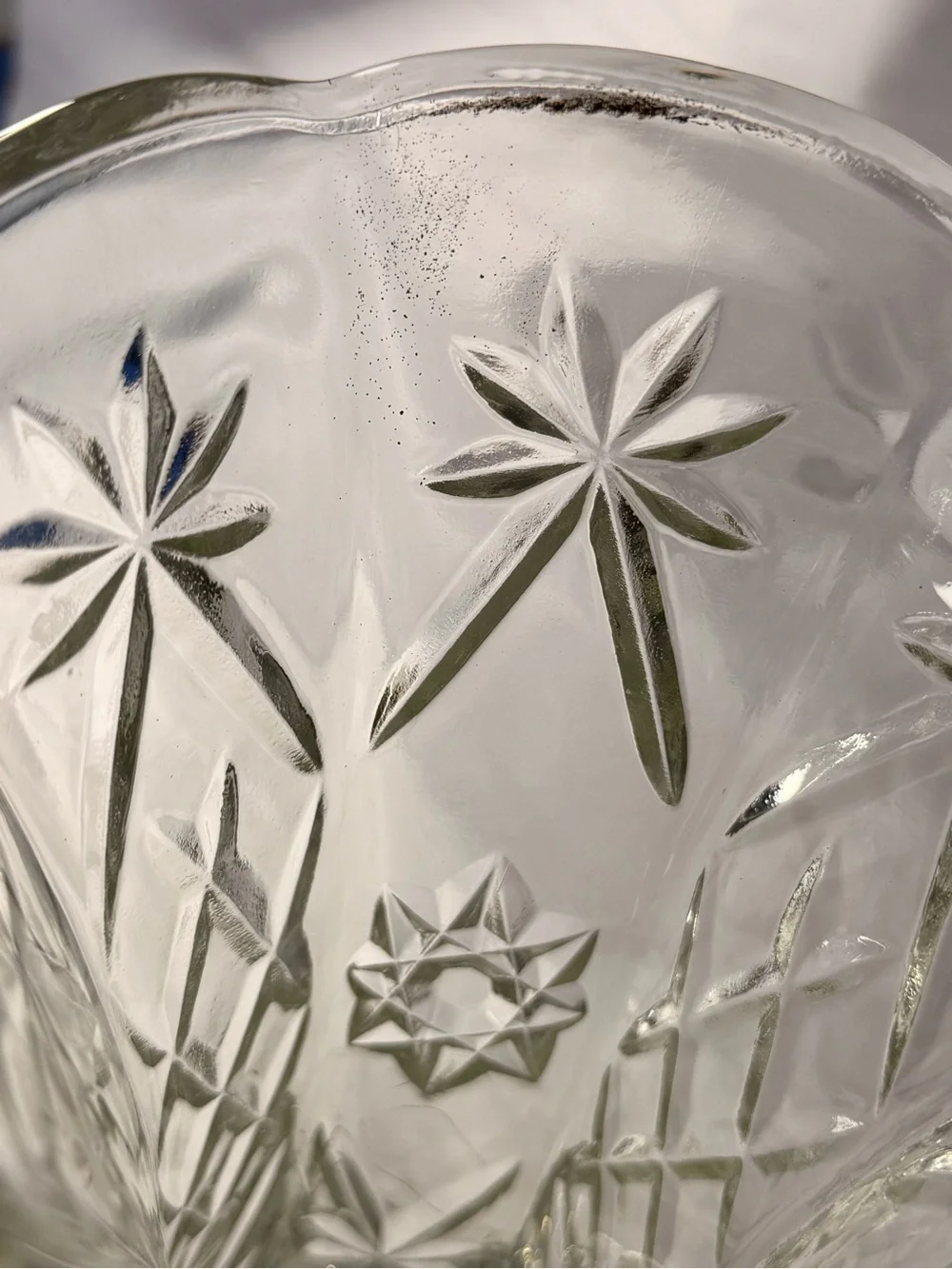 Vintage Anchor Hocking EAPC Star of David Clear Glass Vase Flared Rim
